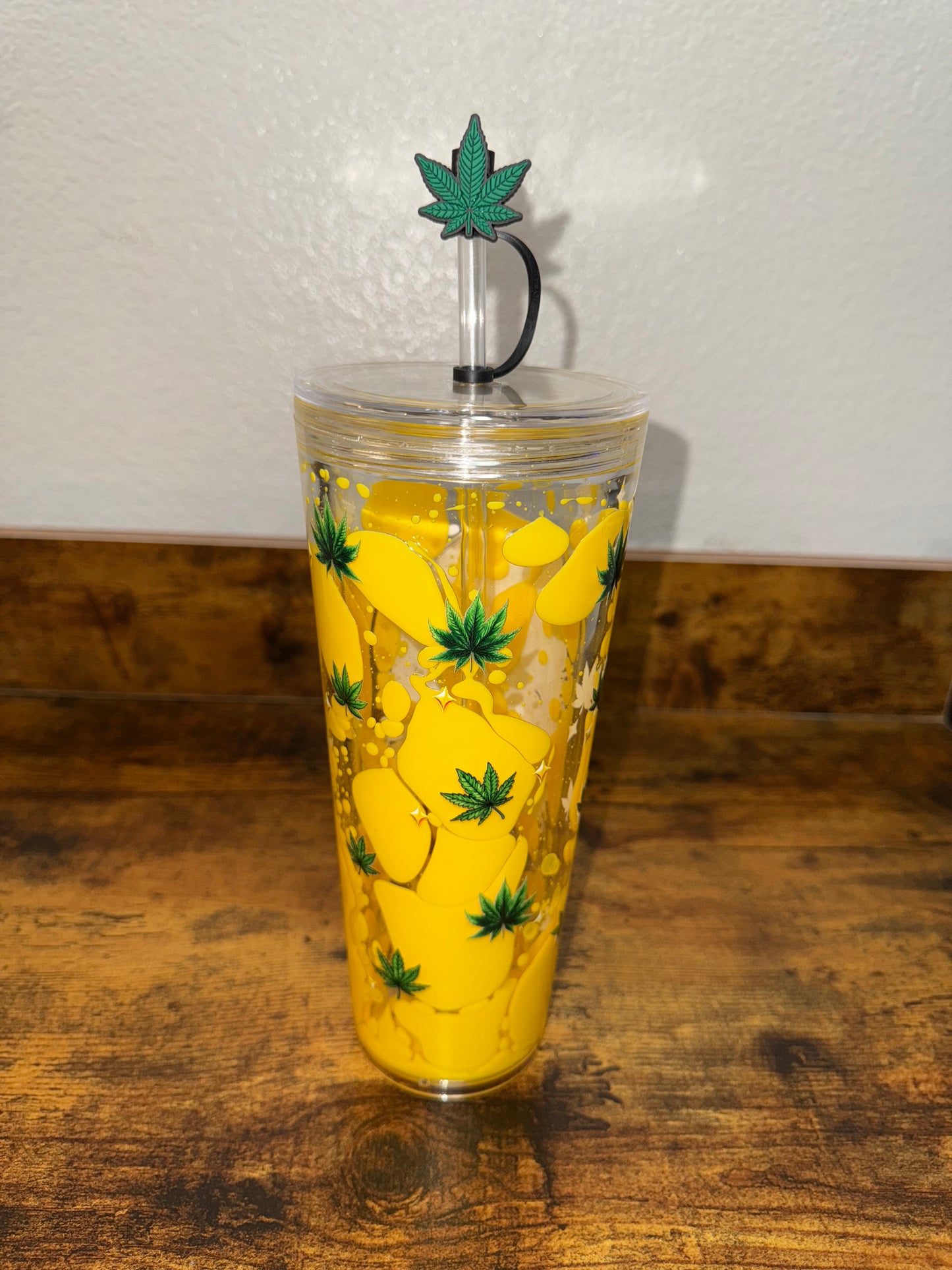 Discounted Bob Marley Lava Cup (wrap has an air bubble, not really noticeable)